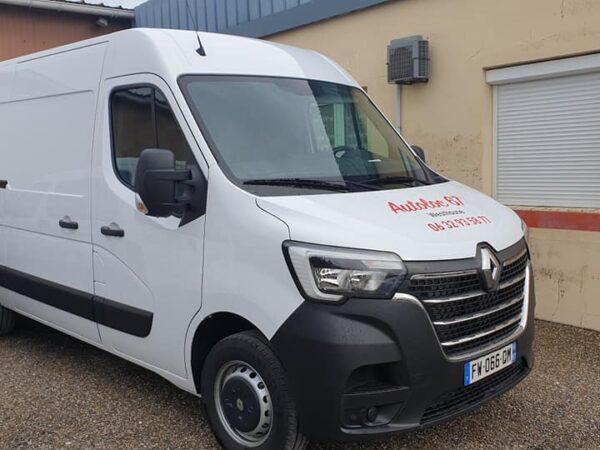CAMIONETTE 1 600X450 | AutoLoc 67 Location d’utilitaires et remorques près de Benfeld et Sélestat Sélestat 1